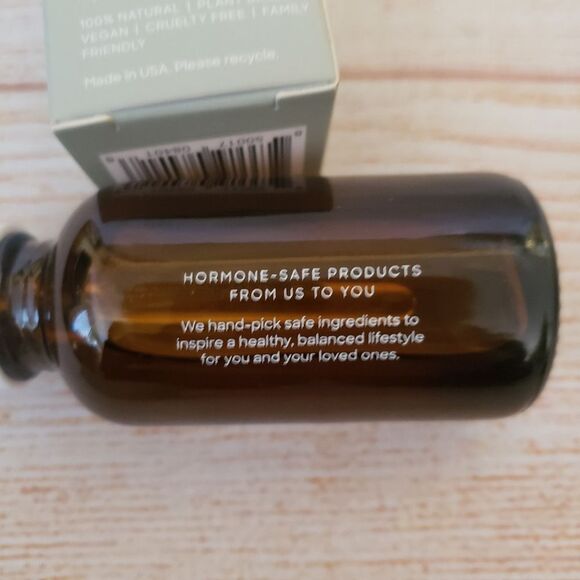Hugh & Grace Restoring Face Serum Vitamin C and E Brighten Rejuvenate 1 oz 28 ml - Picture 8 of 8